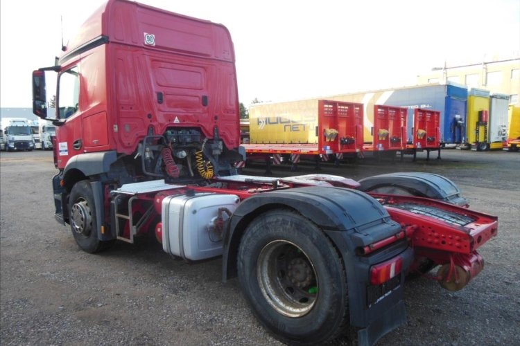 Mercedes-Benz 1843 Actros, Hydraulika
