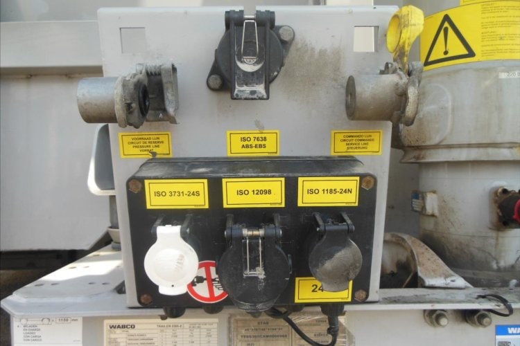 STAS S300CX, 49m3, ADR, JAKO NOVÝ návěs pro nákladní