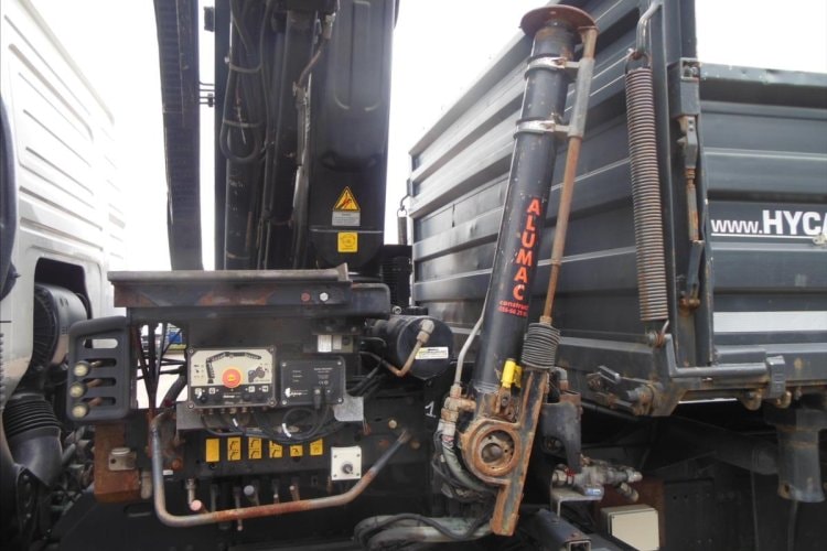 Volvo FM 410, 6x2, sklápěč S3, Hiab 211