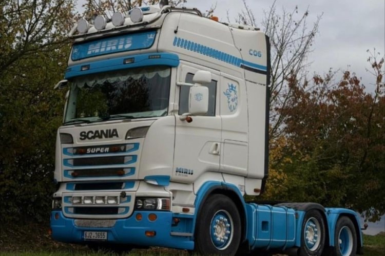 Scania R500, V8, 6x2, Retarder, Nezávislá klima