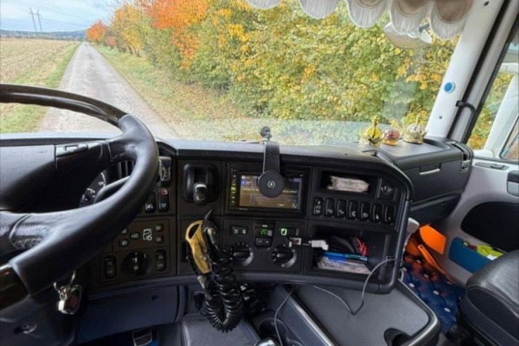 Scania R500, V8, 6x2, Retarder, Nezávislá klima