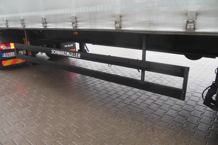 Schwarzmüller SPA 3/E, SAF, 2x zvedací náprava