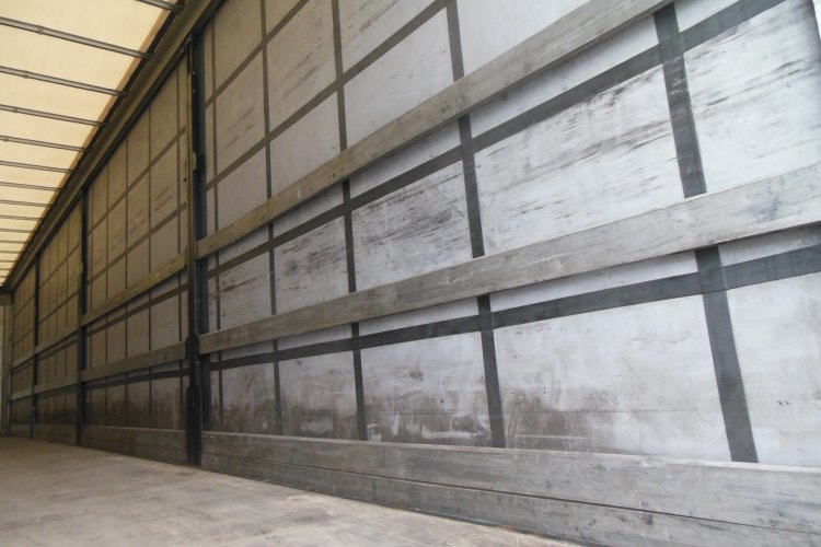 Schwarzmüller SPA 3/E, SAF, 2x zvedací náprava