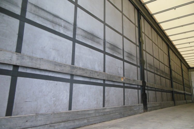 Schwarzmüller SPA 3/E, SAF, 2x zvedací náprava