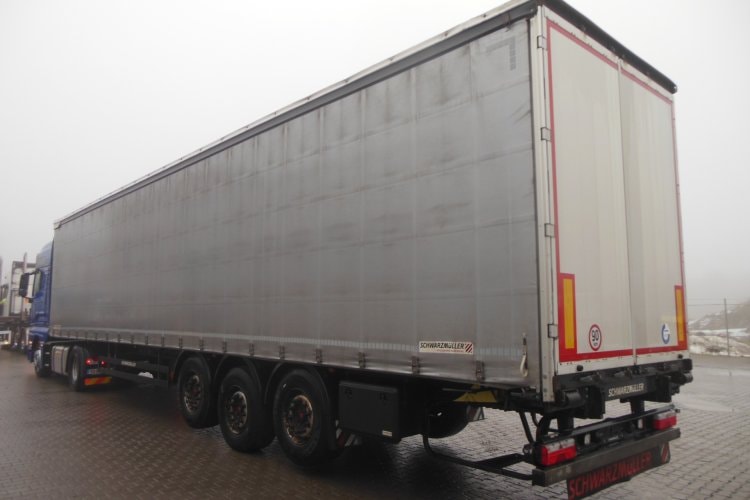 Schwarzmüller SPA 3/E, SAF, 2x zvedací náprava