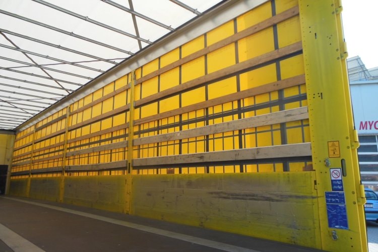 Kögel SN24, ADR, Bočnice, Přizvedávání stropu