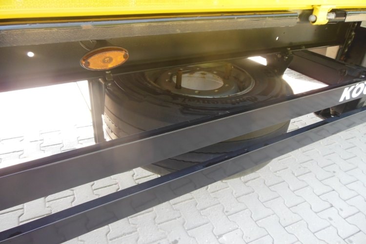 Kögel SN24, ADR, Bočnice, Přizvedávání stropu