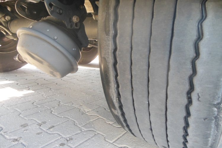 Kögel SN24, ADR, Bočnice, Přizvedávání stropu