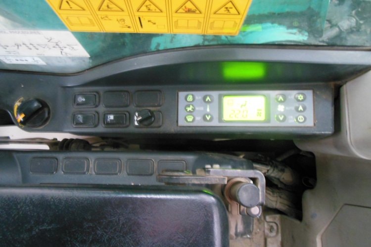 KOBELCO SK 75 SR - 3E