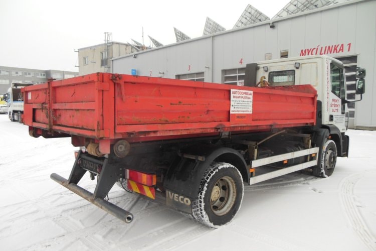 Iveco EuroCargo 120E21, hákový nosič kontejnerů