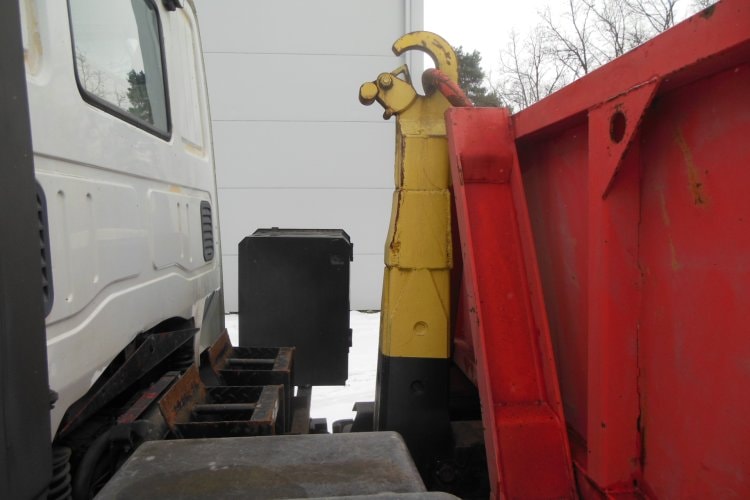 Iveco EuroCargo 120E21, hákový nosič kontejnerů