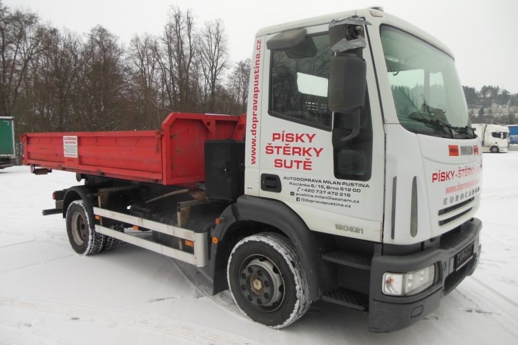 Iveco EuroCargo 120E21, hákový nosič kontejnerů