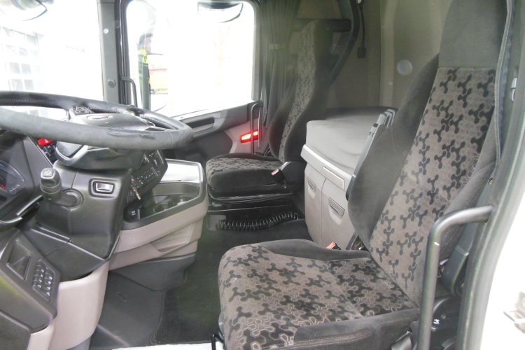 Scania S500 LowDeck, Nezávislá klima, Retarder