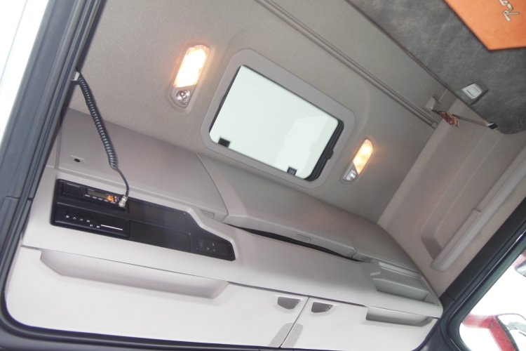 Scania S450, Komplet vzduch, Retarder, Nezávislá klima, TOP!!!