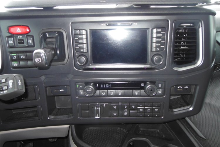 Scania S450, Komplet vzduch, Retarder, Nezávislá klima, TOP!!!