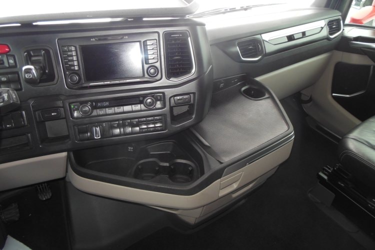 Scania S450, Komplet vzduch, Retarder, Nezávislá klima, TOP!!!