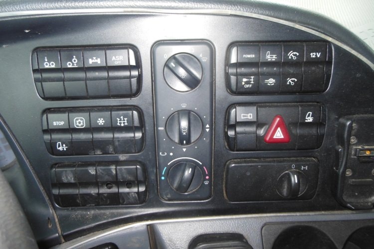 Mercedes Benz 2546 Actros, 6x2, podvozek