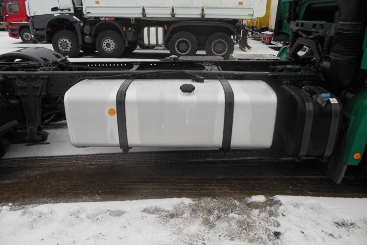 Mercedes Benz 2546 Actros, 6x2, podvozek