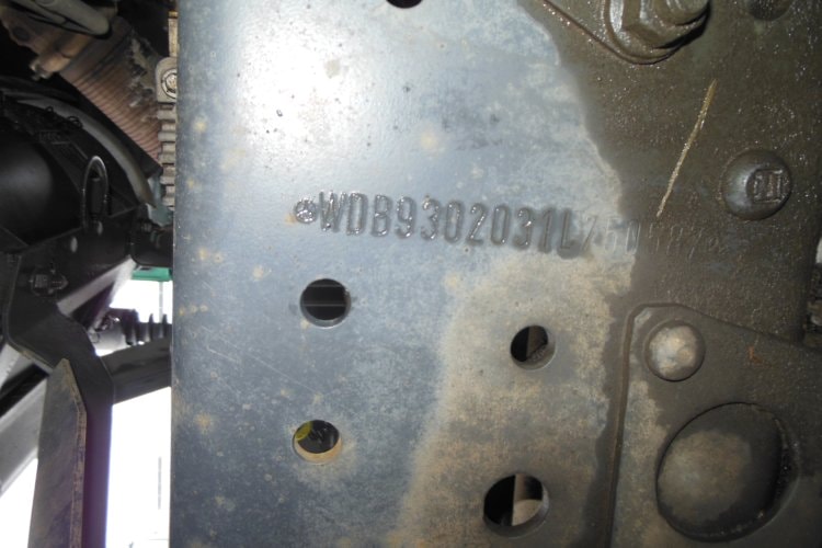 Mercedes Benz 2546 Actros, 6x2, podvozek