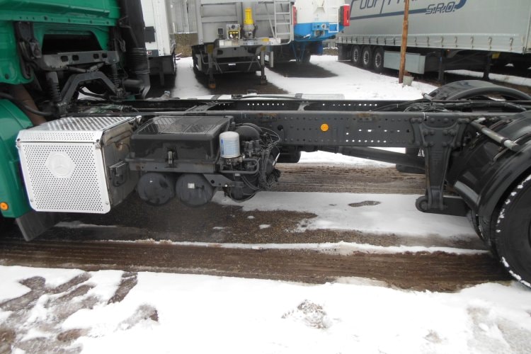 Mercedes Benz 2546 Actros, 6x2, podvozek