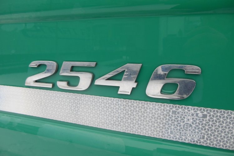 Mercedes Benz 2546 Actros, 6x2, podvozek