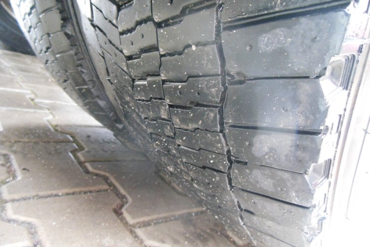 Scania S500 LowDeck, Nezávislá klima, Retarder