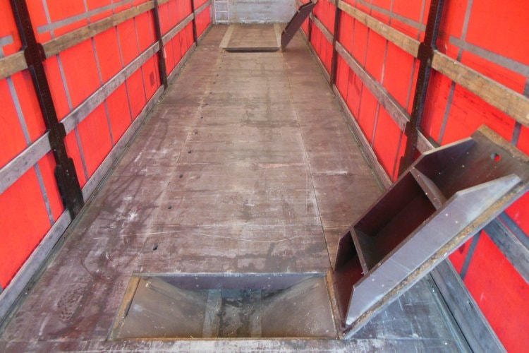 Schwarzmüller SPA 3/E, COIL MULDE, SAF, Zvedací náprava