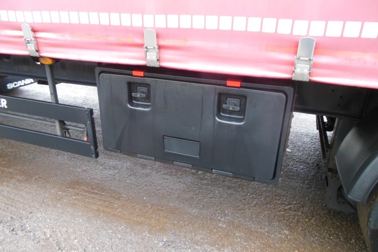 Schwarzmüller SPA 3/E, COIL MULDE, SAF, Zvedací náprava