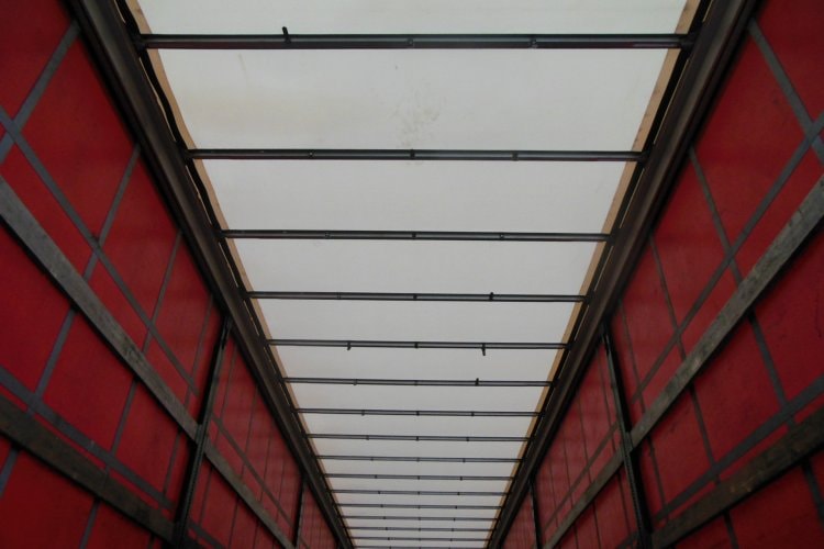 Schwarzmüller SPA 3/E, COIL MULDE, SAF, Zvedací náprava