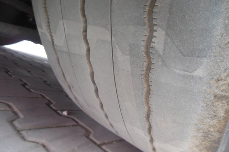 Scania S500 LowDeck, Nezávislá klima, Retarder