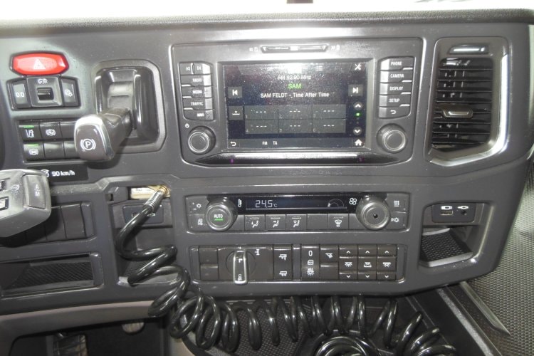 Scania S500 LowDeck, Nezávislá klima, Retarder