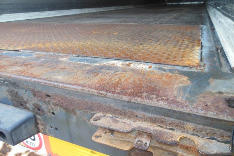 Wielton NS-3, SAF, Zvedací náprava