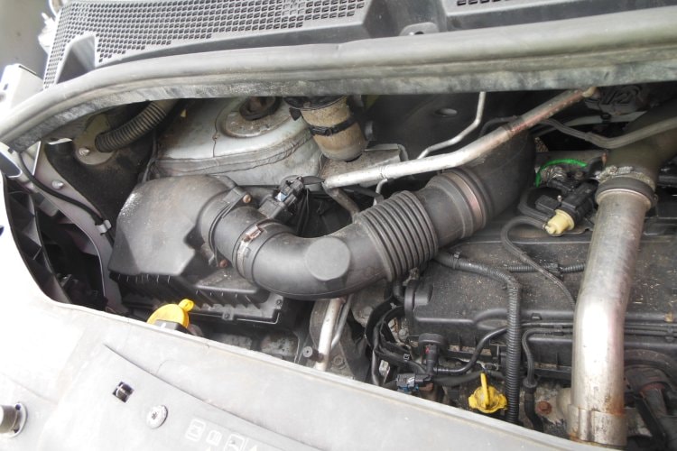 Renault Master 2,3 TWIN CAB, ZÁVADA MOTORU