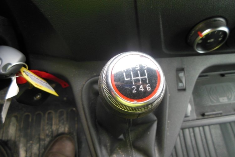 Renault Master 2,3 TWIN CAB, ZÁVADA MOTORU