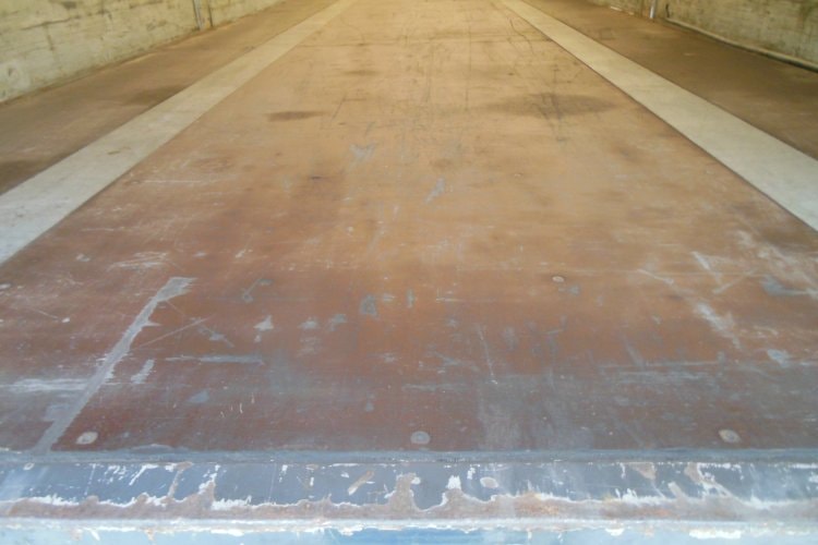 Schwarzmüller SPA 3/E, SAF, Bočnice, Shrnovačka, Zvedací náprava