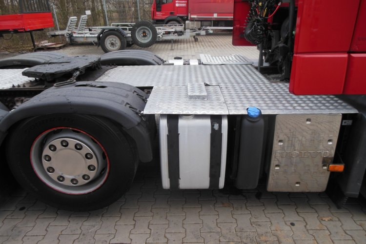 Volvo FH 13/480, Globe XL, 6x2