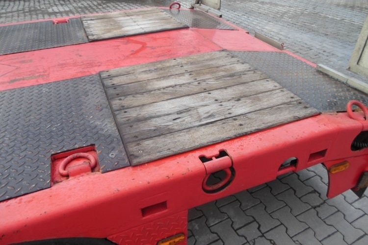 Kässbohrer LB3, Roztahovací o 6m, Zvedací + Natáčecí náprava