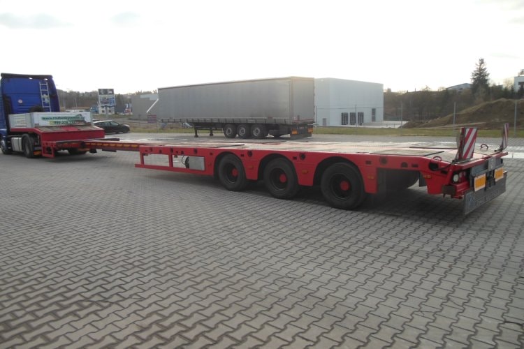 Kässbohrer LB3, Roztahovací o 6m, Zvedací + Natáčecí náprava