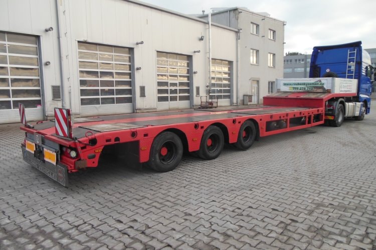 Kässbohrer LB3, Roztahovací o 6m, Zvedací + Natáčecí náprava