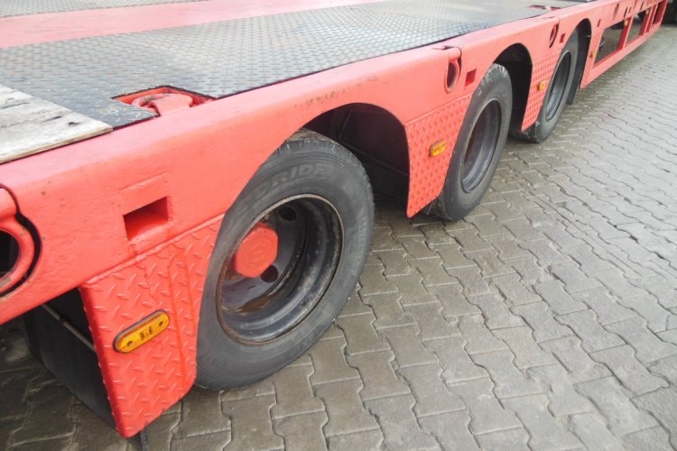 Kässbohrer LB3, Roztahovací o 6m, Zvedací + Natáčecí náprava