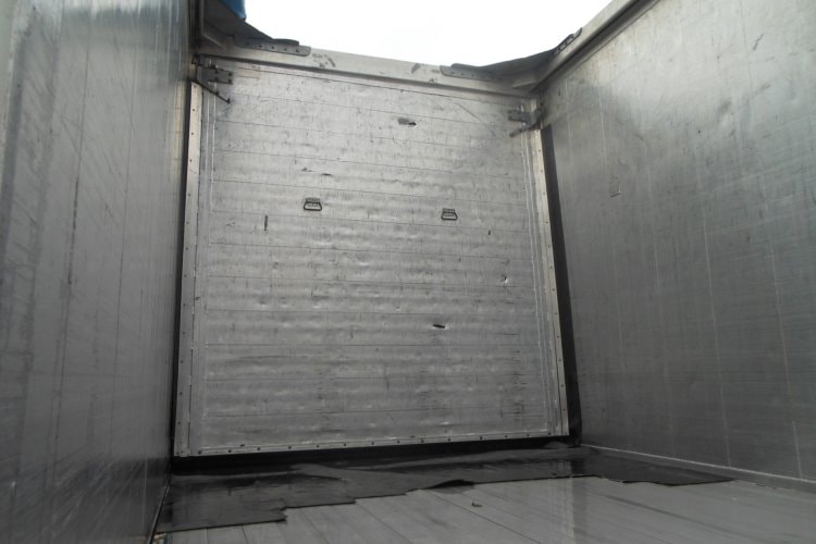 BODEX KIS 3F, Zvedací náprava, Nápravy 9t, Levá strana vrata