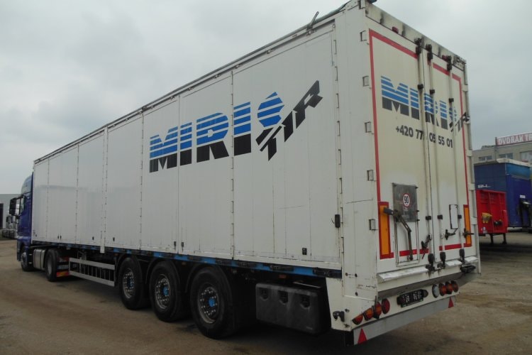 BODEX KIS 3F, Zvedací náprava, Nápravy 9t, Levá strana vrata