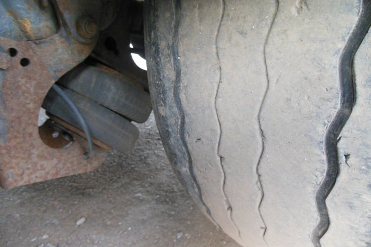 LEGRAS SBS 2220, 2x zvedací náprava