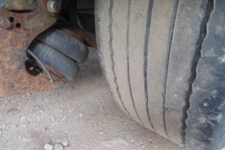 LEGRAS SBS 2220, 2x zvedací náprava