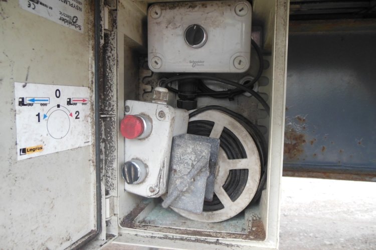 LEGRAS SBS 2220, 2x zvedací náprava