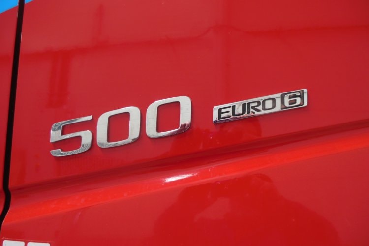 Volvo FH 13/500, ADR