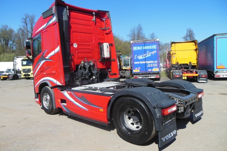 Volvo FH 13/500, ADR