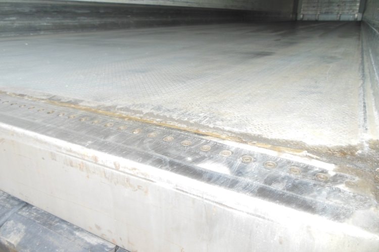 Schmitz SKO 24, Přička, Dvouvýparník, Carrier Maxima 1300 MT