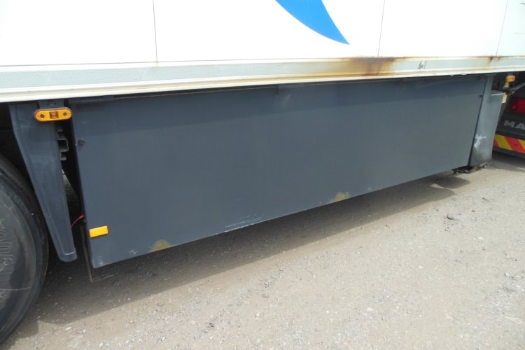 Schmitz SKO 24, Přička, Dvouvýparník, Carrier Maxima 1300 MT