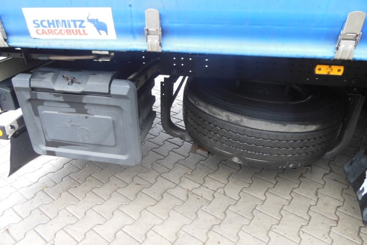 Schmitz SCS 24/L, Zvedací náprava